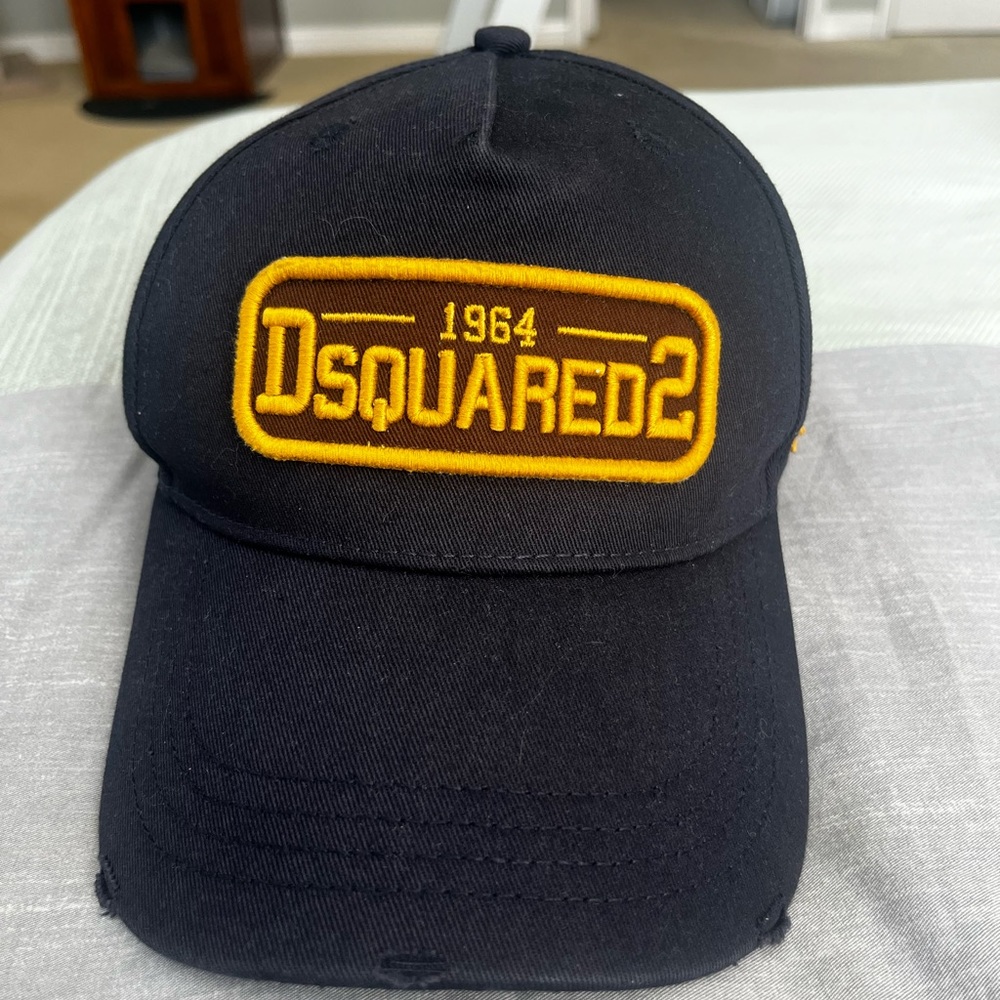 DSQUARED2 Logo-Embroidered Baseball Cap